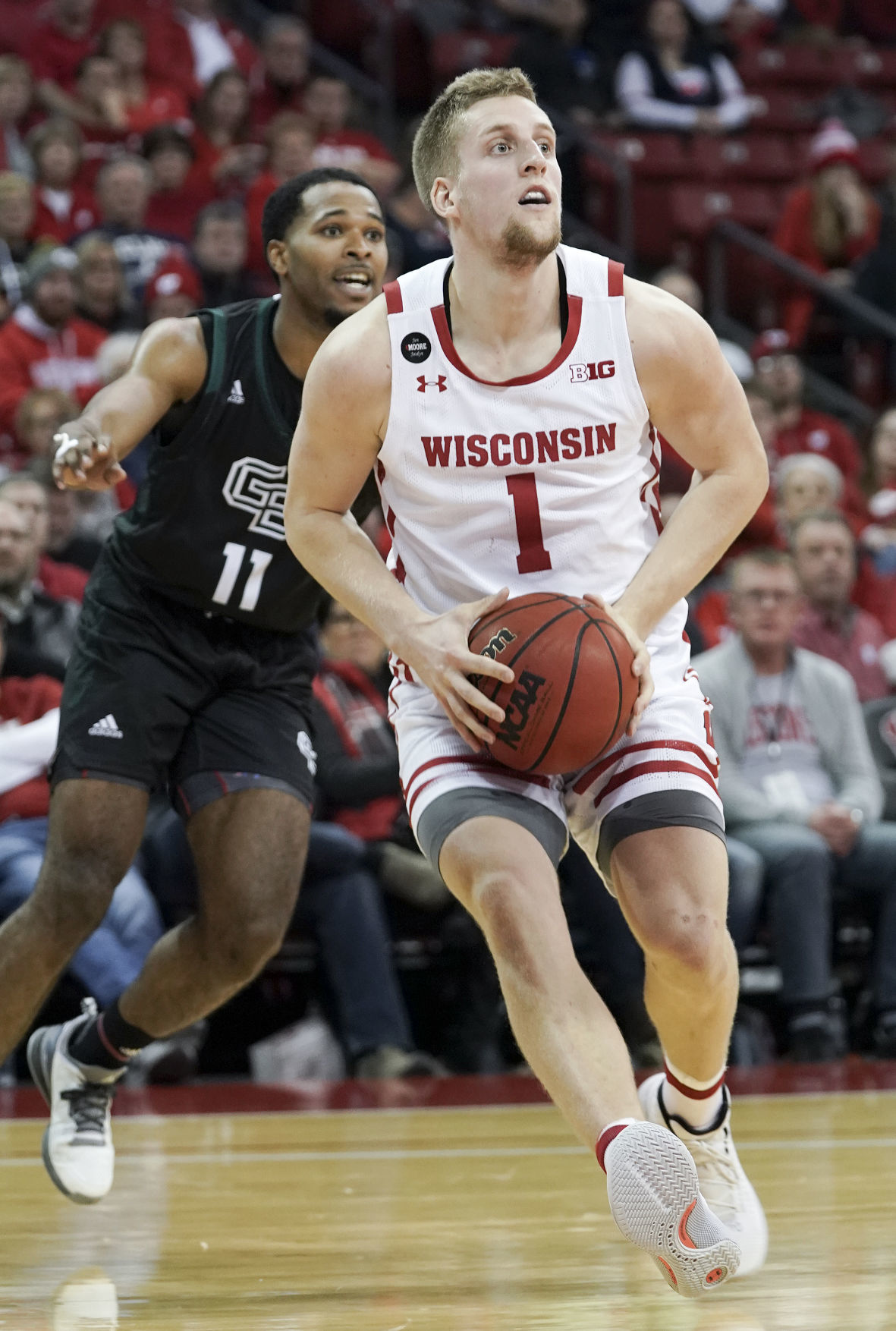 Badgers 88, Phoenix 70